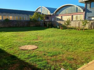 terreno retrostante manzano